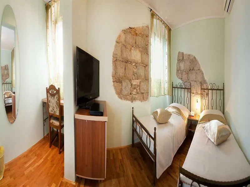 Diana Hotel Villa Σπλιτ
