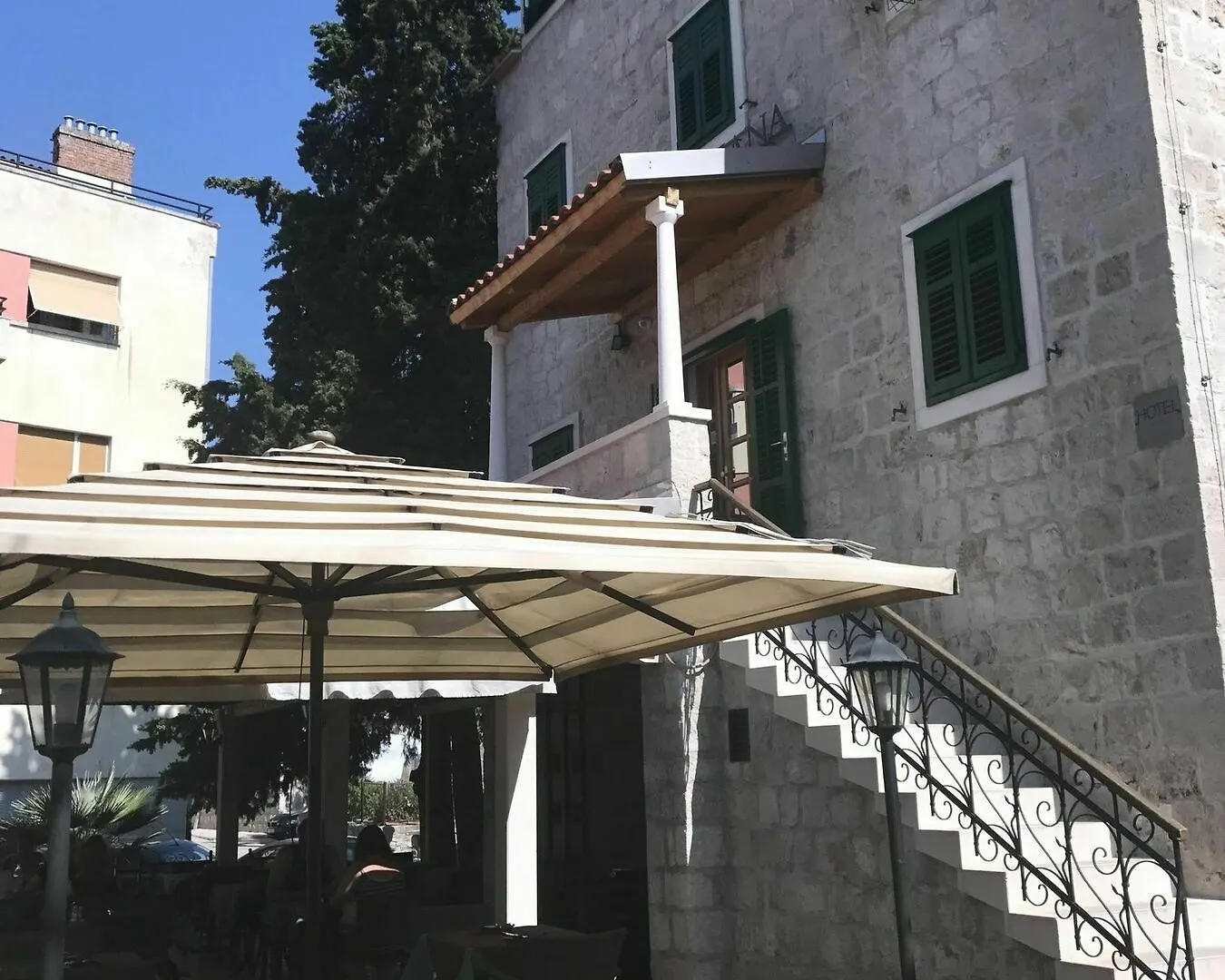 Diana Hotel Villa Σπλιτ