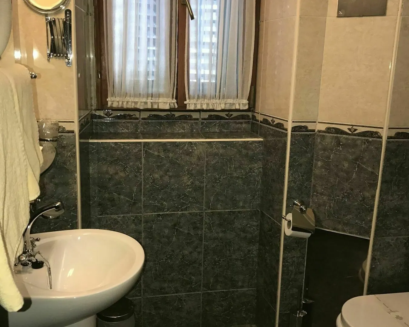 Diana Hotel Villa Σπλιτ 3*,