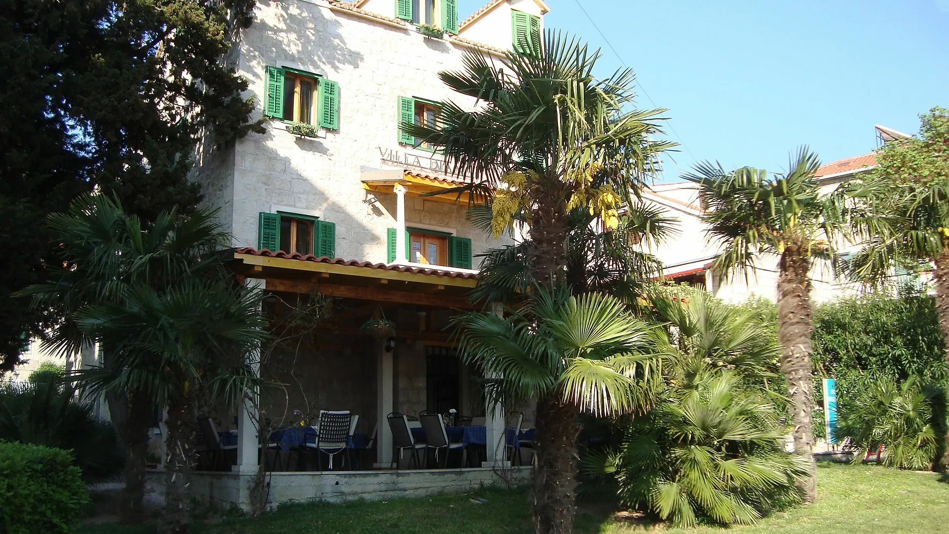 Diana Hotel Villa Σπλιτ 3*,